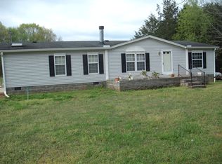 907 Wilson School Rd, Chapel Hill, TN 37034