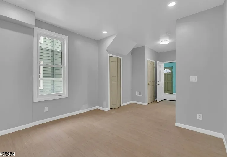 123 Dodd St #1 — Photo 8