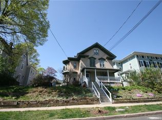 60 Perry Ave UNIT 2, Shelton, CT 06484