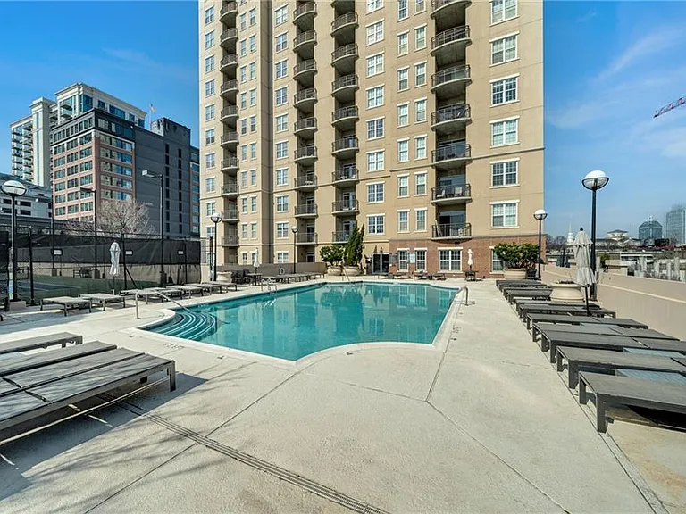 325 E Paces Ferry Rd NE #601 — Photo 20