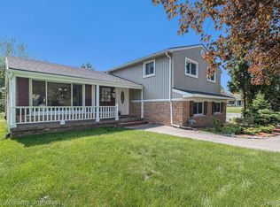 3983 Normanwood Dr, West Bloomfield, MI