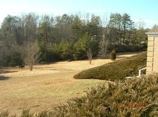 1262 Pinnacle Church Rd, Marion, NC 28761