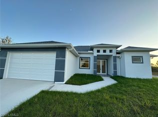 853 Spaulding St E, Lehigh Acres, FL 33974