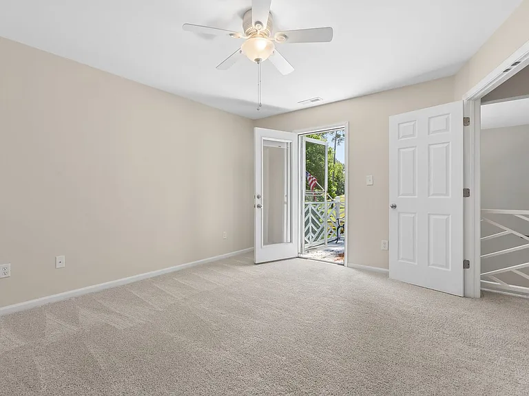 812 E Willow Point Pl — Photo 25