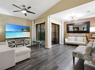 6427 NW 171st St #6427, Hialeah, FL 33015