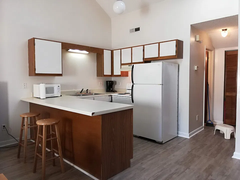 500 Fairway Village Dr