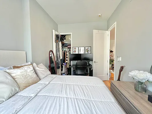 Rented by Doorway NYC, LLC | media 22