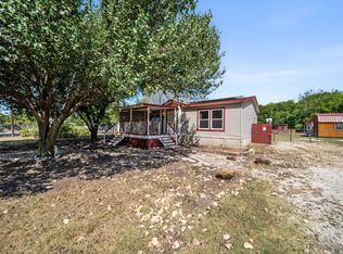 247 Chapel Hill Ln, Waxahachie, TX 75165