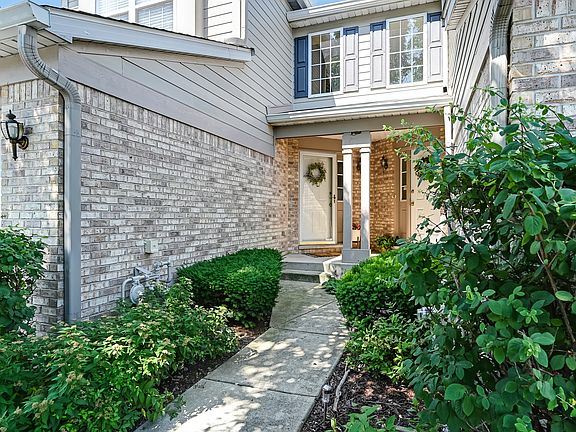 2nd image of 3211 Foxridge Ct
