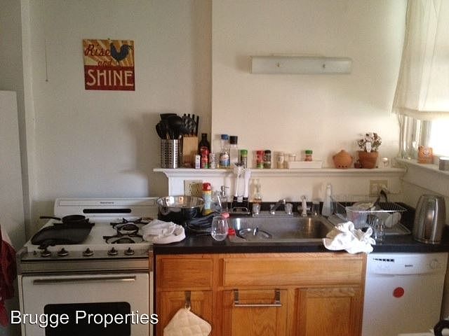 1st image of 312 W 4th Ave