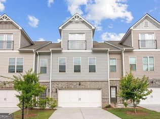 2020 Manor Pointe Dr, Cumming, GA 30041
