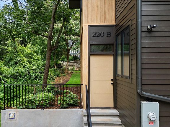 3rd image of 220 B Green St