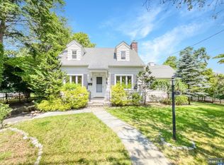 73 Hackensack Ave, Harrington Park, NJ 07640