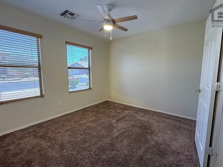 12614 W Avalon Dr — Photo 11