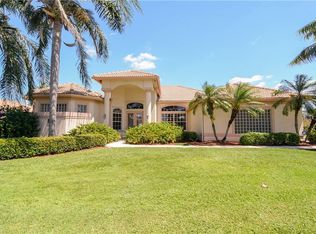 1547 SE Ballantrae Ct, Port Saint Lucie, FL 34952