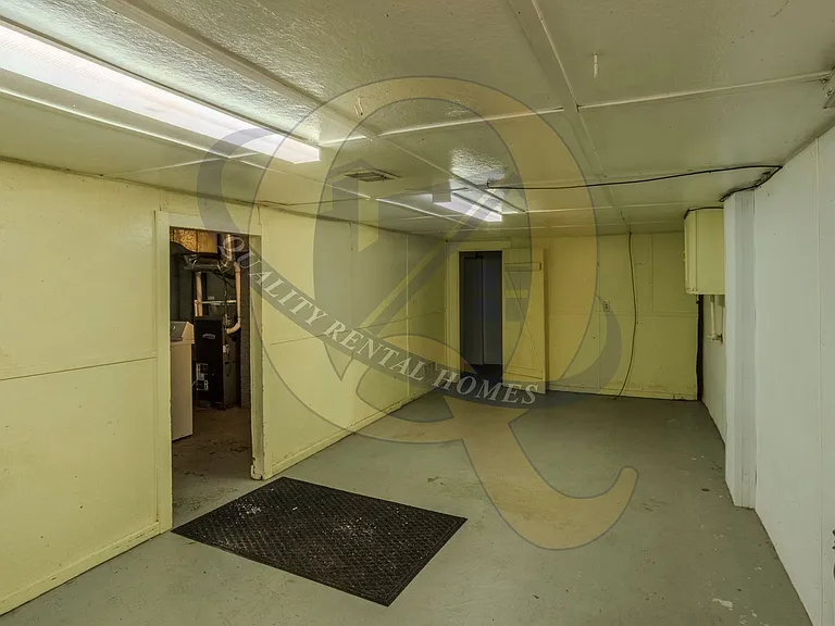 628 Alvord Ave — Photo 17
