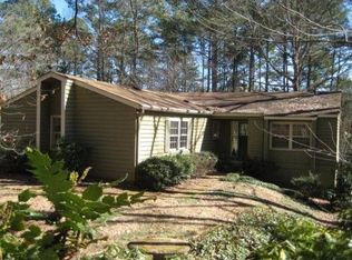 5991 Shadburn Ferry Rd, Buford, GA 30518