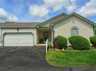 40 Blueberry Ln, Wexford, PA 15090