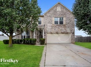 2210 Maple Run Ct, Indianapolis, IN 46229