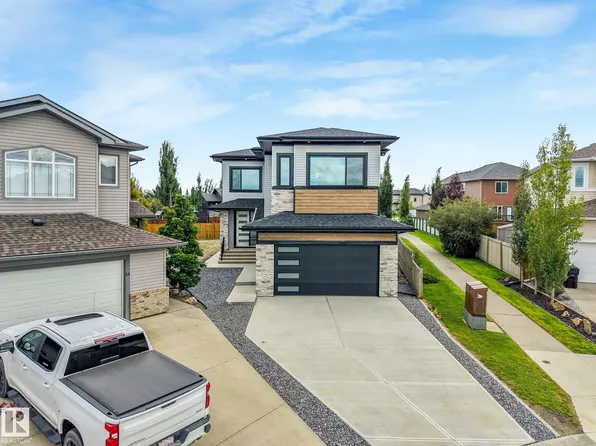 16 Middleton Close, Leduc, AB T9E 0E3