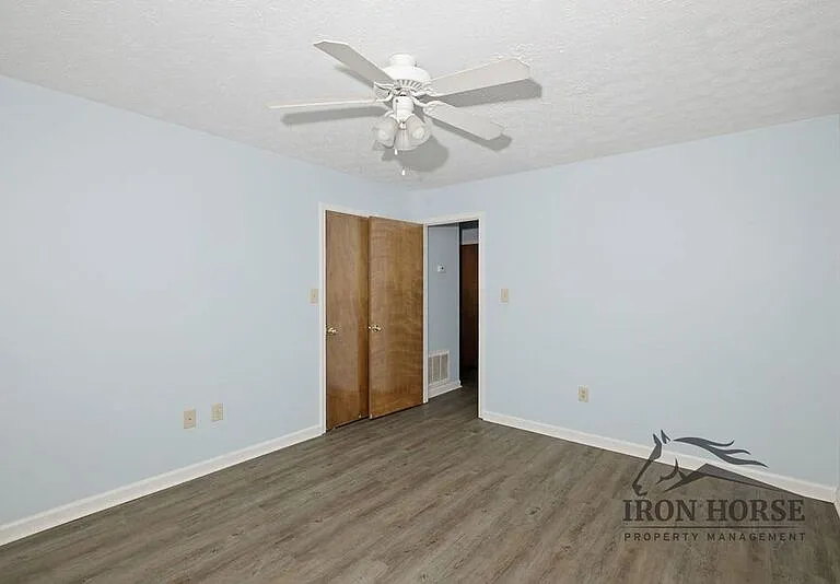 126 Greenwood Dr #A — Photo 10