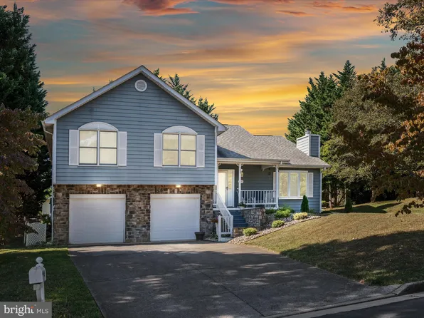 609 Crystal Ct, Winchester, VA 22601