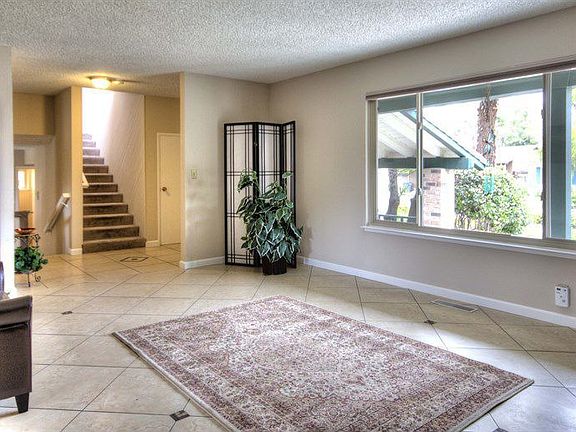 3rd image of 6327 Purple Hills Dr