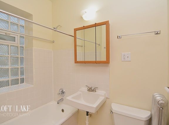 3rd image of 6250 N Winthrop Ave APT 203
