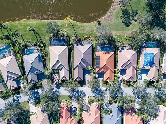 4th image of 21764 Masters Cir