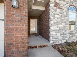 1143 S Elmwood Ave, Springfield, MO 65804
