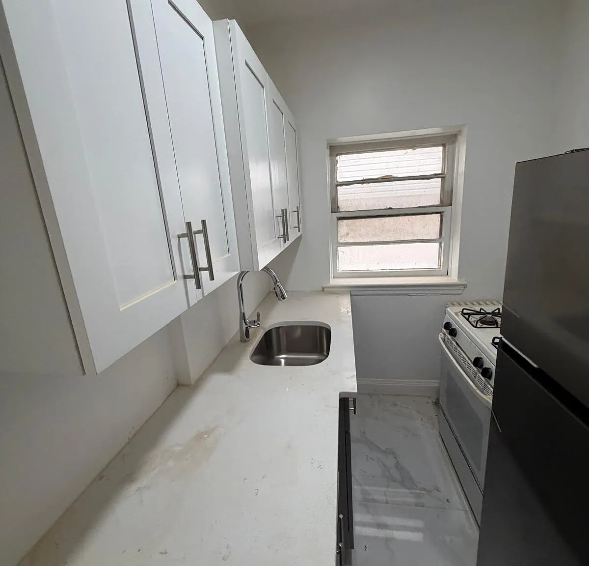 2 bed, 1000 sqft, $1,950 — Photo 4