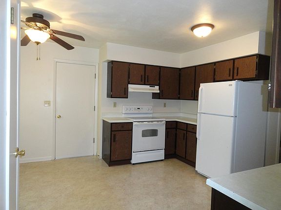 4th image of 331 S Kennedy Ave