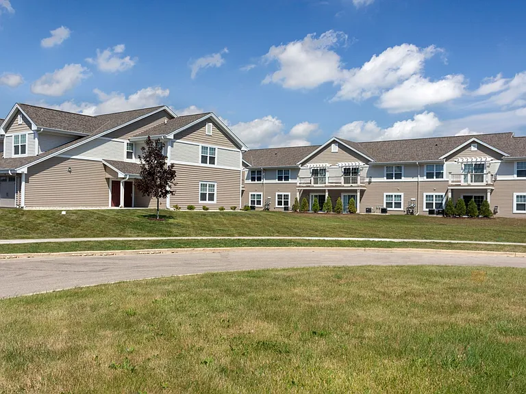 605 Cedar Bluffs Way #8 — Photo 14