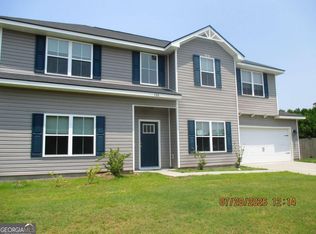 166 Cherokee Oaks Xing, Hinesville, GA 31313