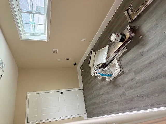 2519 Maple St — Photo 3