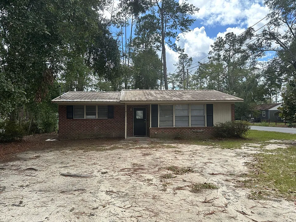 813 Poplar St