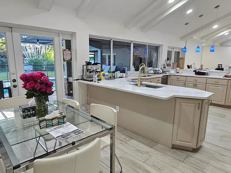 6878 Giralda Cir — Photo 11