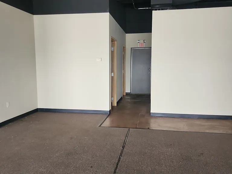 346 W Enterprise 352 — Photo 2
