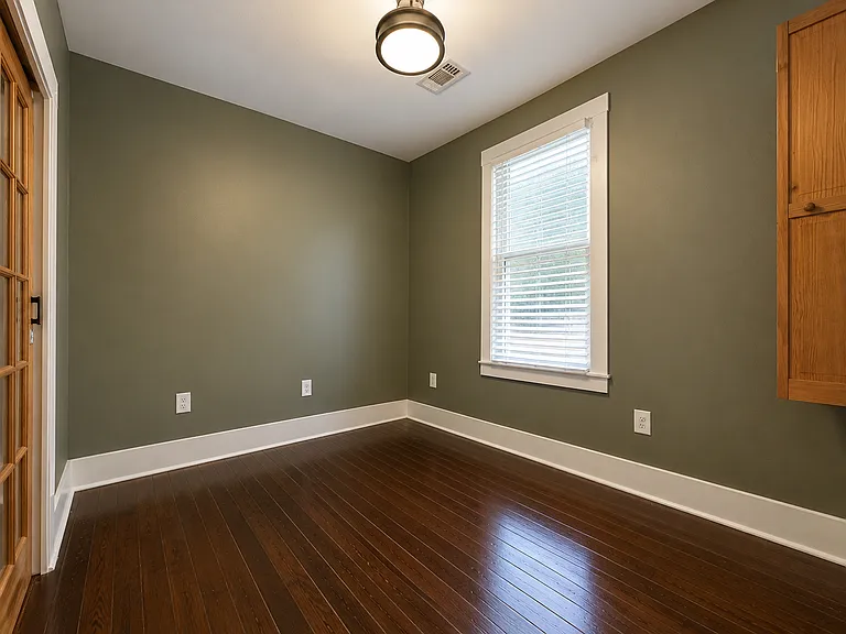 2628 Magazine St — Photo 16