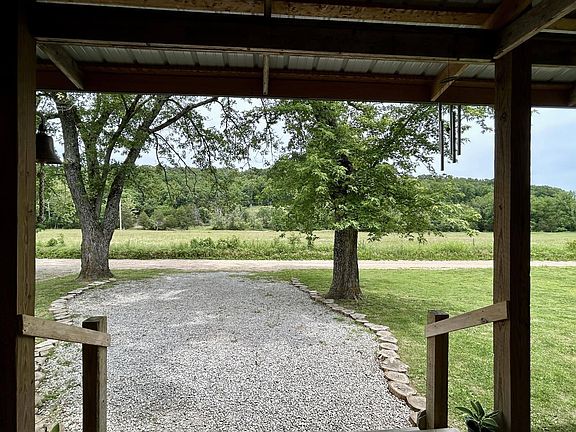 3rd image of 443 County Road 955