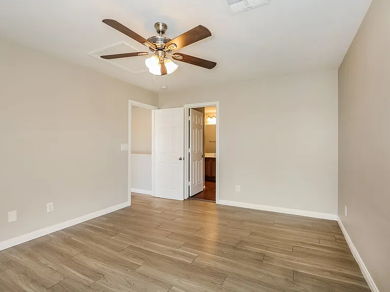 8536 Warthen Meadows St — Photo 11