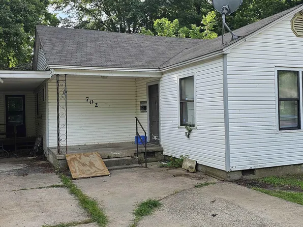 702 Blossom St, North Little Rock, AR 72117