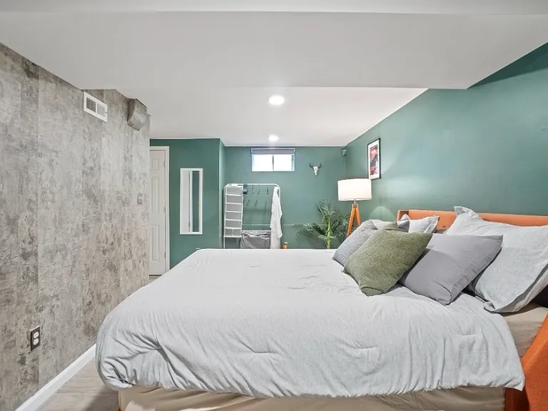 3307 Otis St #B — Photo 16