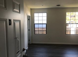 211 W Colorado Blvd APT D, Monrovia, CA 91016