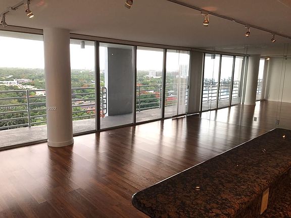 4th image of 2025 Brickell Ave APT 1905