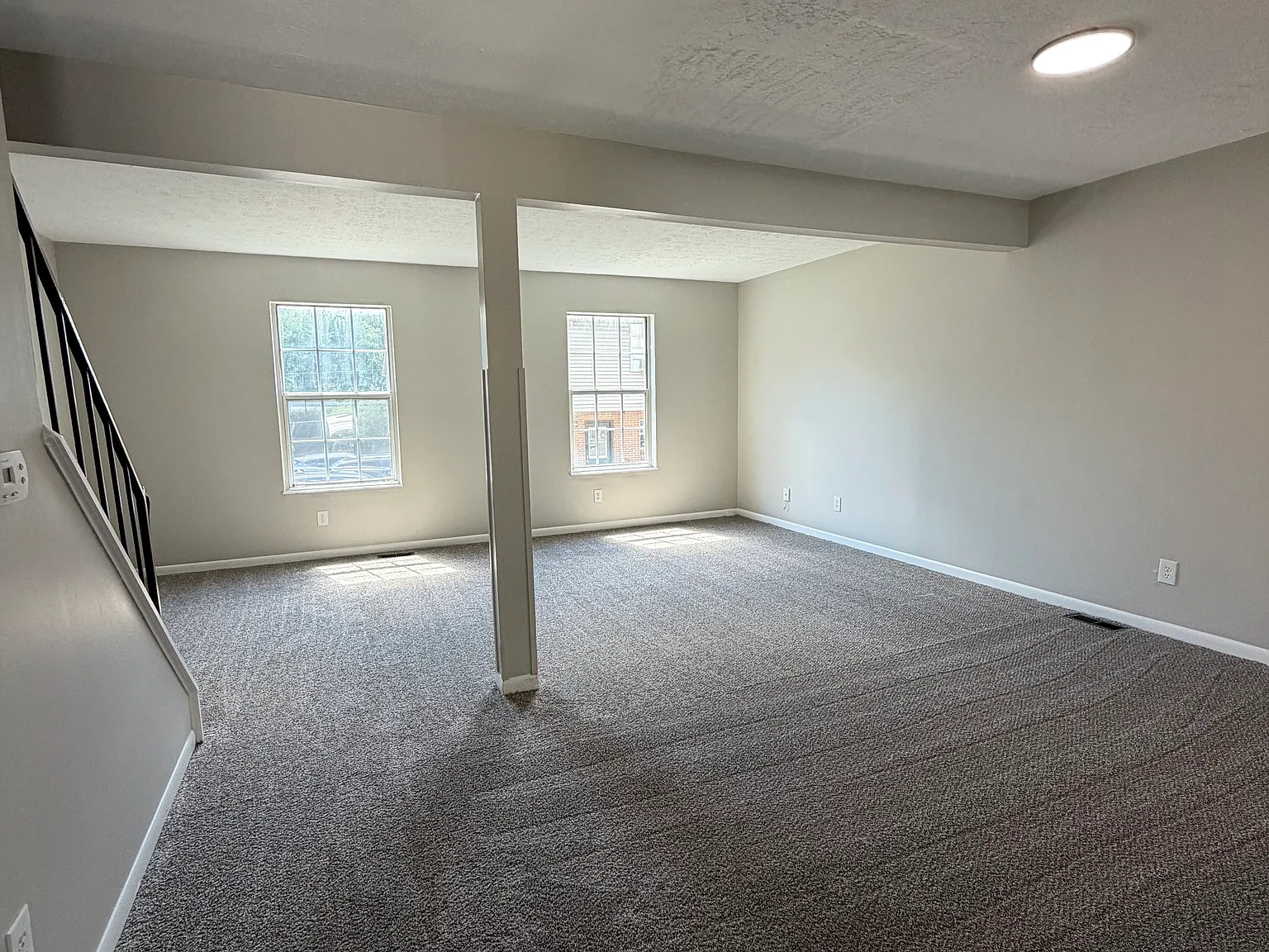 3 bed, 1.5 bath, $1,950 — Photo 3