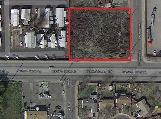 610 W Hanford Armona Rd, Hanford, CA 93230