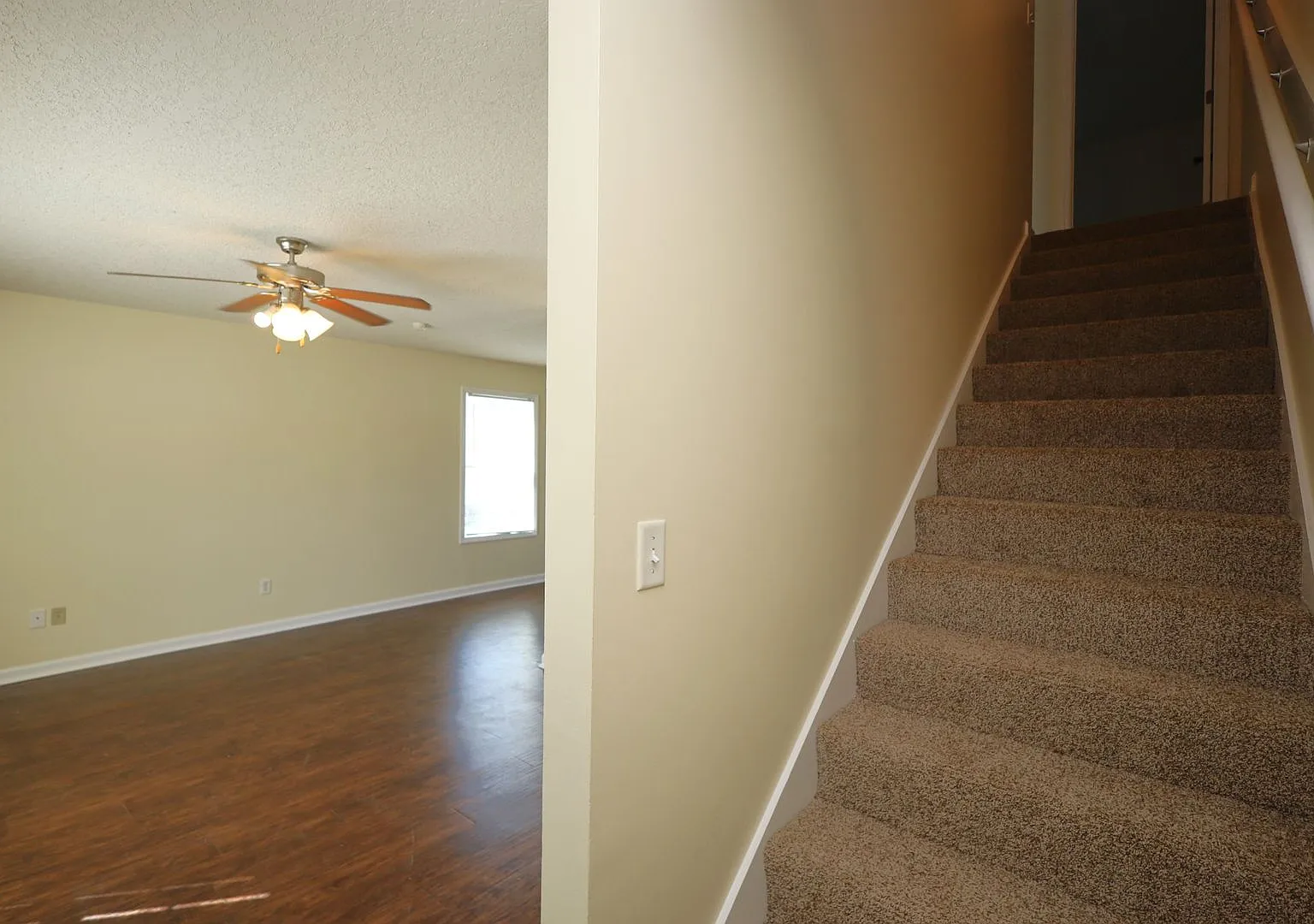 1801-B Chestnut Dr. — Photo 3