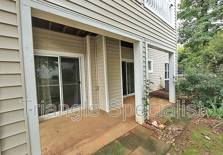 6020 Winterpointe Ln #101 — Photo 12