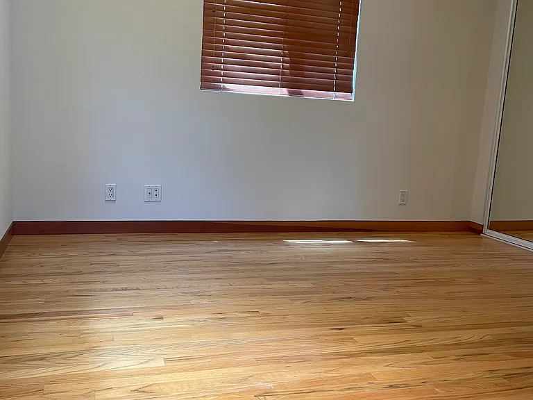 427 Grand Blvd — Photo 39